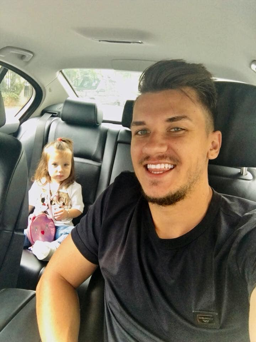 Andreea Tonciu se mândrește cu noua mașină! Câți bani a plătit pentru bolid de lux