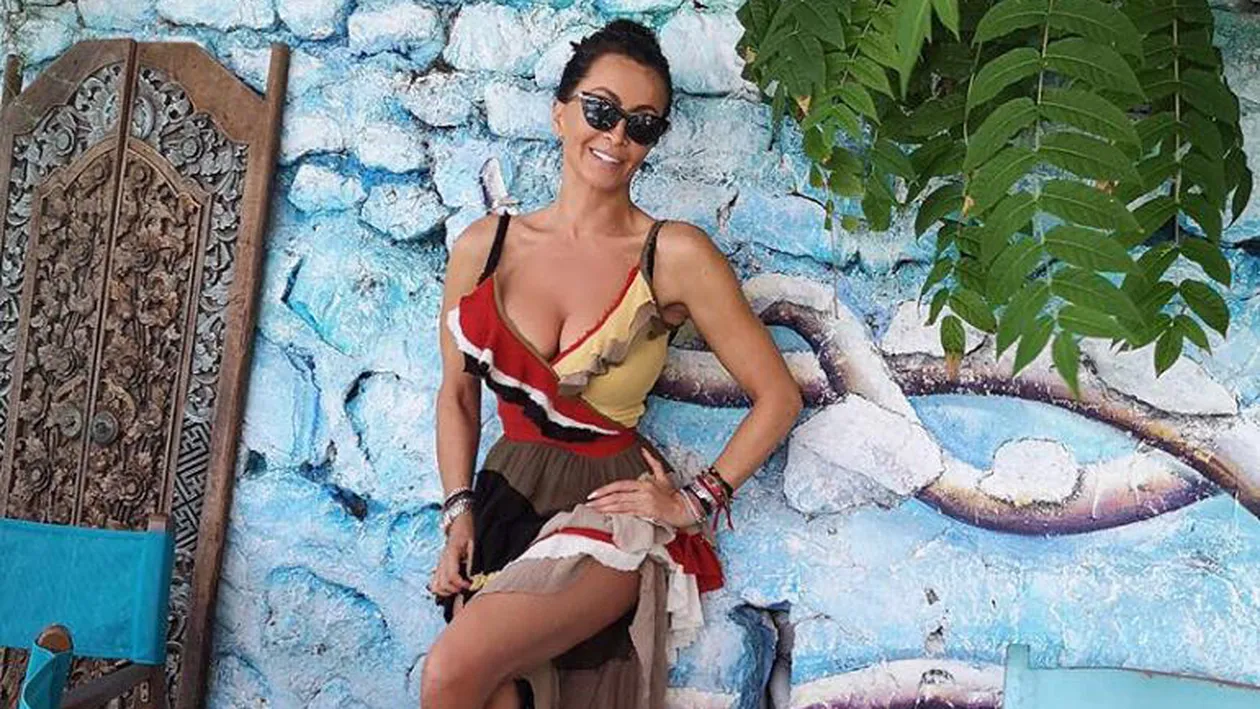 Mihaela Rădulescu are alt nume în buletin. De ce a ales să facă asta