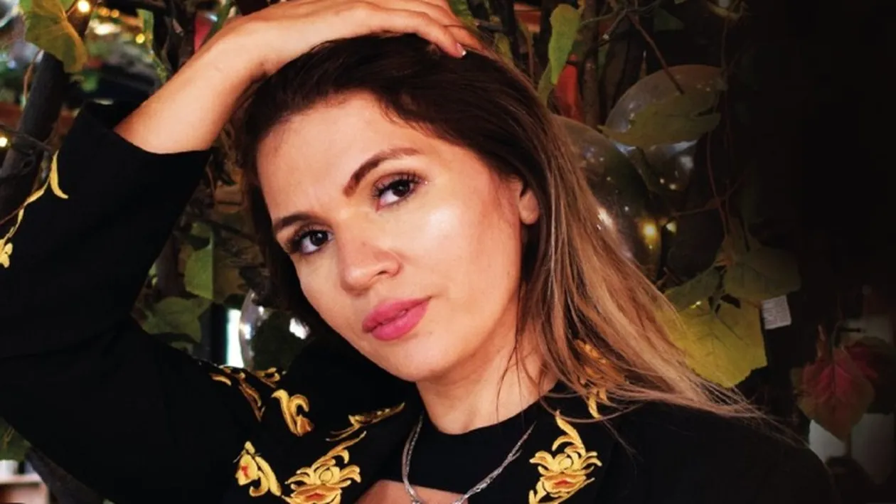 Doliu în lumea muzicii! O artistă a murit la doar 32 de ani, după ce a suferit o intervenție estetică