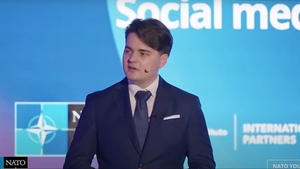 Selly, discurs istoric la Summitul NATO Pentru Tineret 2024, de la Miami: "Dacă vrei ca extremiștii să prospere, cenzurează-i!"