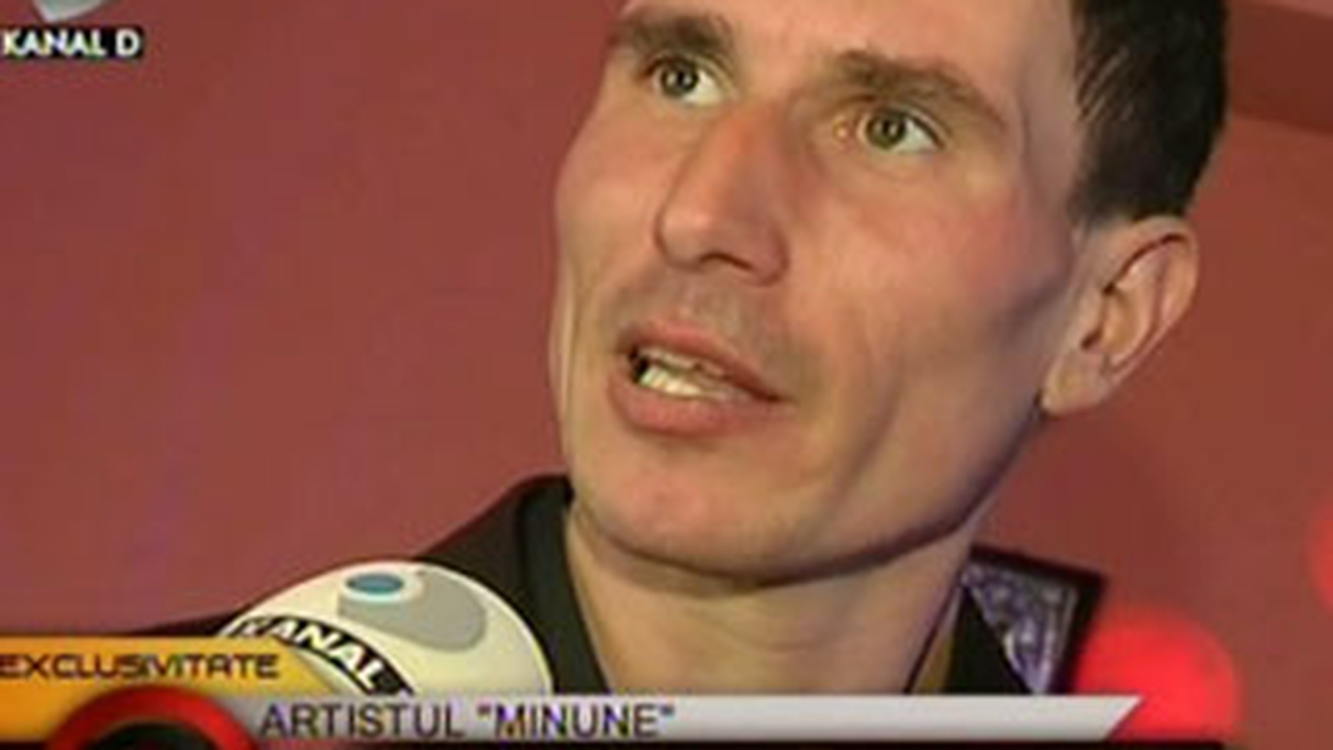 VIDEO Nicu de la Cazanesti canta la galeata si se crede mai talentat decat Banica Jr.: "Stefan, te nenorocesc, te fac de comanda"
