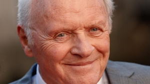 Anthony Hopkins, confundat cu un om al străzii: ”Ai putea să-ți duci căruciorul acolo!”