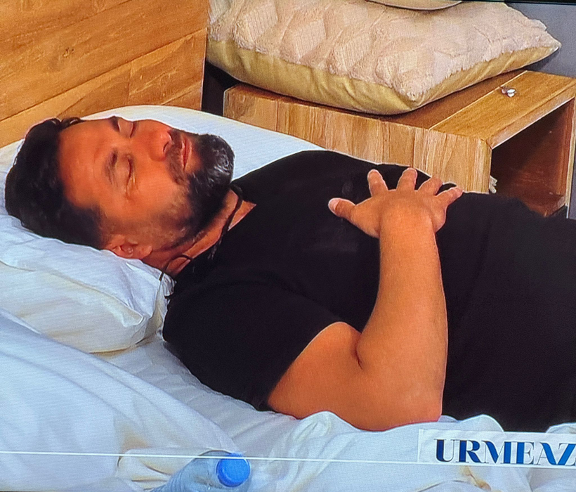 Cornel a acuzat dureri mari în piept, după ce Iustina i-a spus să facă infarct/ Sursa foto: Captură video