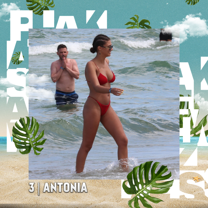 Top 30 sexy-vedete care aleargă în valuri, pe sfârșit de sezon. Pe ce locuri s-au “clasat” Antonia, Delia, Carmen Brumă sau Ioana Filimon