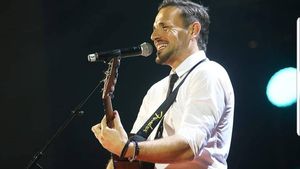 Nikos Vertis revine la București cu un show spectaculos