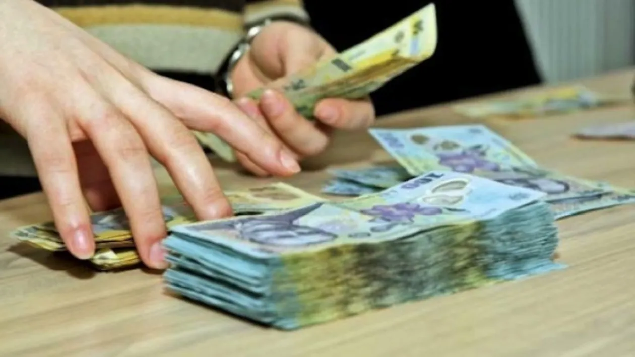 Ajutor de la stat! Românii vor primi bani dacă îndeplinesc o singură condiție