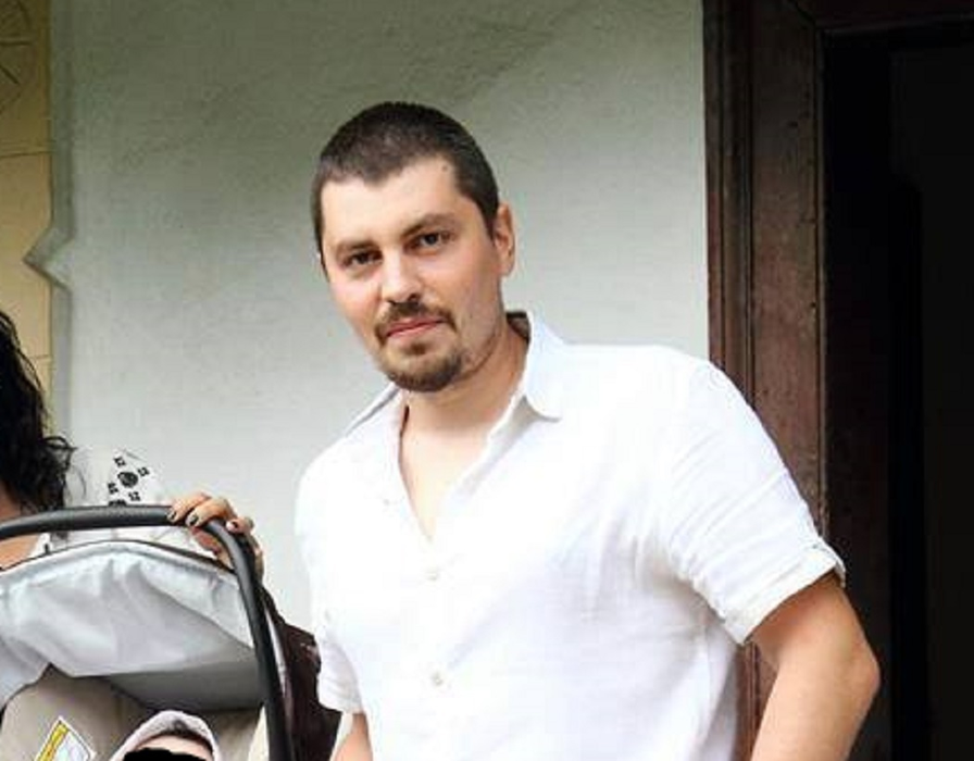 Poliţistul Bogdan Dumitrescu ar fi fost împuşcat în cap de iubita lui, din greşeală