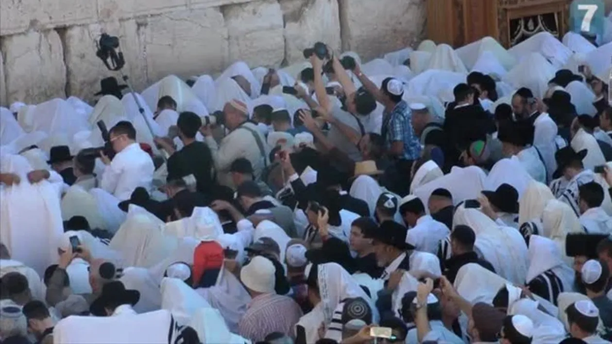 Ierusalimul se pregăteşte pentru Învierea Domnului! Ce se întâmplă acum în Israel