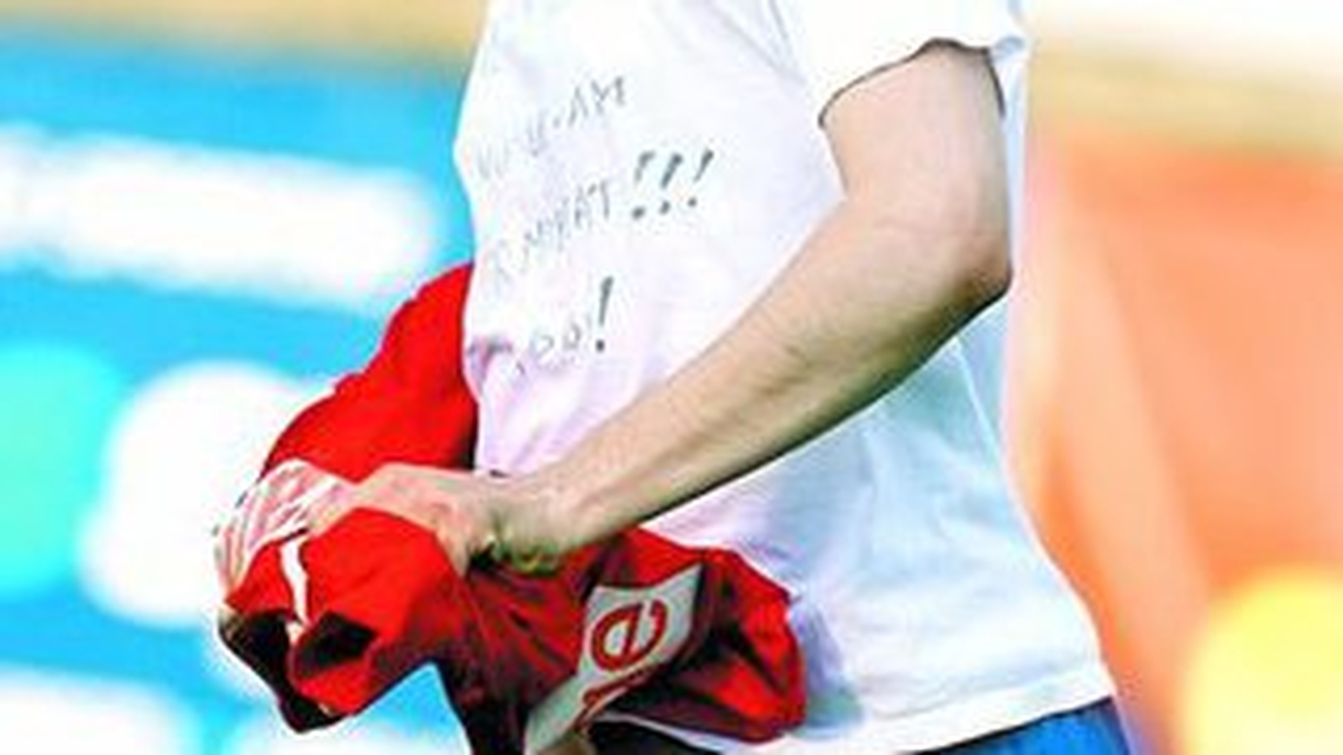 Ianis Zicu, santajat de doi interlopi din Berceni! Fotbalistul trebuia sa plateasca 20.000 de euro