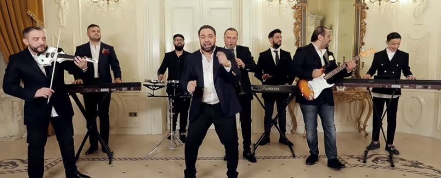 O parte din românii din Italia sunt foc și pară pe Florin Salam