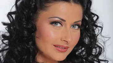 Gabriela Cristea poarta inca verigheta pe deget, chiar si dupa divort. Nu am dormit azi-noapte. M-am temut ca nu ajung sa semnez