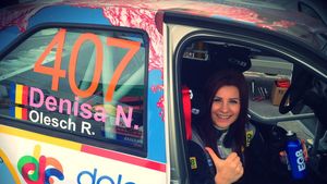 Etapa incununata de succes pentru unul dintre cei mai sexy copiloti! Denisa Nechita a facut ravagii la Raliul Timisului!