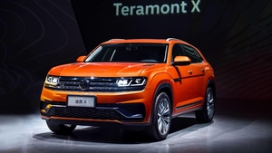 Cum arată noul Teramont X, primul SUV coupe de la Volkswagen, autoturism poreclit “X6-le sărăcarului”