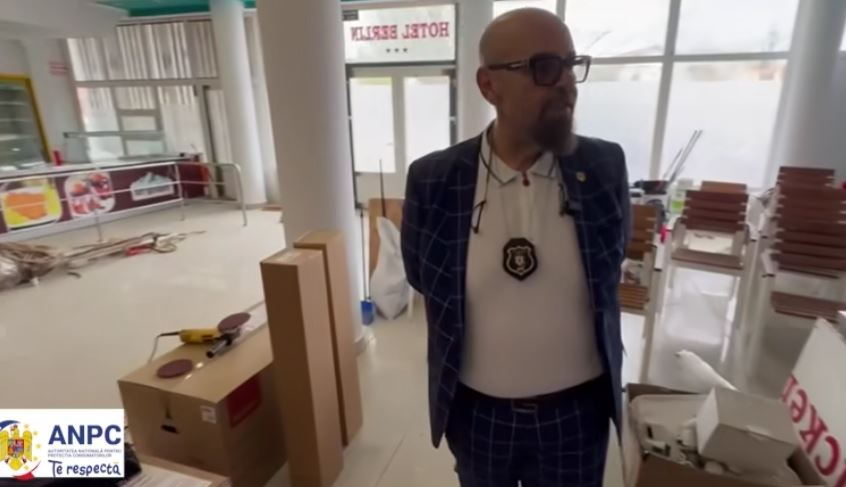 Piedone, mesaj pentru soția lui în ziua în care au împlinit 37 de ani de căsnicie: ”Asta ar fi exclus-o, draga mea, din stenograme”