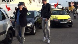 A făcut ravagii cu Rolls-ul de 350.000 €! ”Edi Chioru al lui Ticuţă” a venit la mare cu cel mai înalt bodyguard de pe litoral!