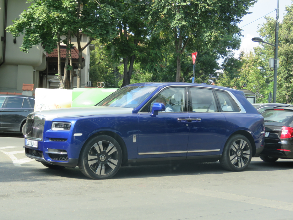Rolls Royce Cullinan, ultima achiziție a ”milionarului singuratic”