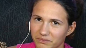 Fata violata din Vaslui rupe tacerea! Ce spune despre pozele NUD cu ea: "Care e problema?"