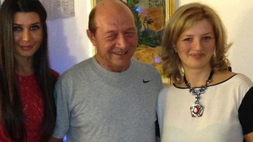 ULTIMA ORA! Ioana a NASCUT! Cum arata primul nepot al lui Traian Basescu!