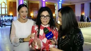 FOTO / DJ Wanda, prima apariţie la TV, după ce medicii turci i-au pus diagnosticul: "Nu mai am vene, e o boală rară"