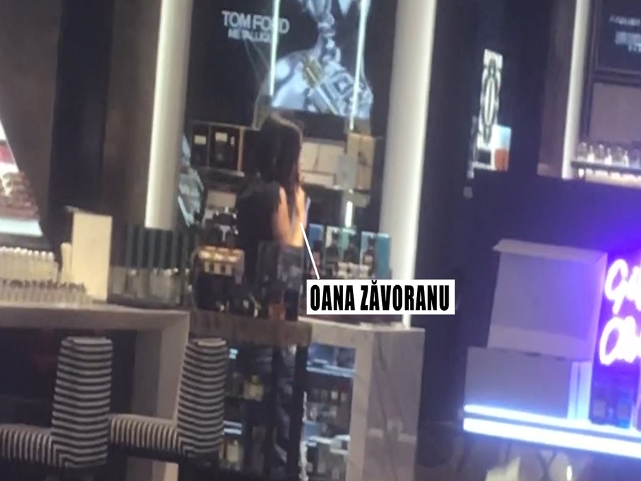 Oana și Alex au dat o tură de mall chiar în pragul Revelionului