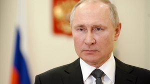 Ce reacții adverse a avut Vladimir Putin, după ce s-a vaccinat anti-COVID. Liderul îi îndeamnă pe ruși să se imunizeze
