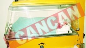 Un bebelus a supravietuit dupa ce mama l-a aruncat In WC
