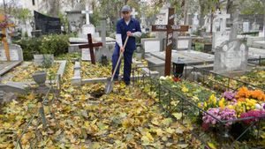 Gigi, groparul lui Serban Ionescu de la Bellu: "Mi-a fost drag, simt ca sap groapa unui prieten"