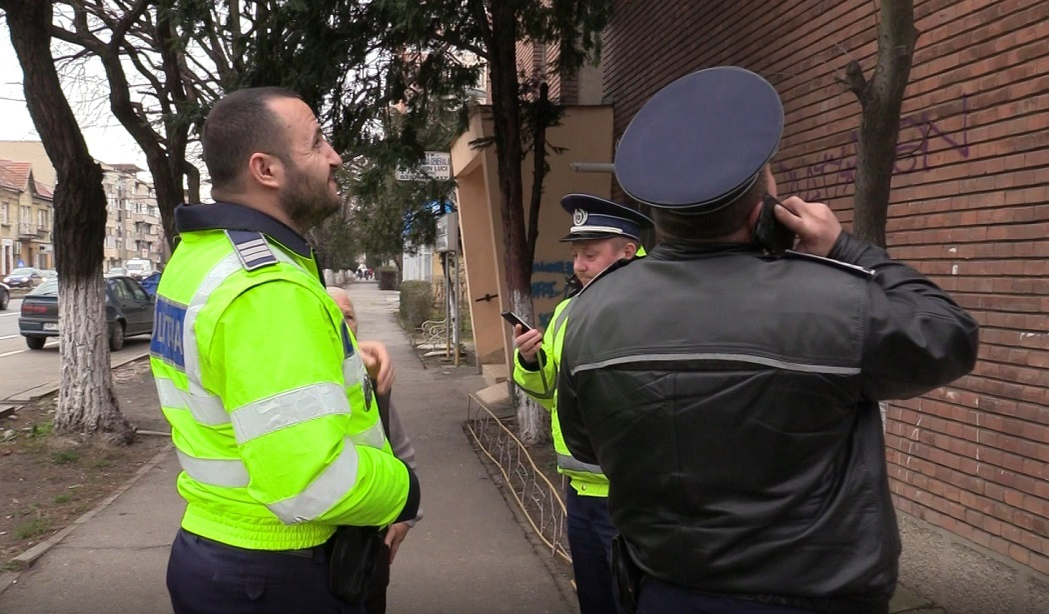 Poliţiştii au chestionat martorii sinuciderii