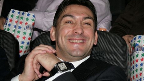CUPLU BOMBA! Fiul cel mic al lui Ilie Dumitrescu se insoara cu una dintre cele mai sexy cantarete din Romania!