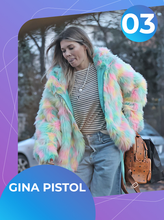 TOP 50 de vedete, așa cum rar le vezi în public! Cum arată Andreea Raicu, Erika Isac sau Otniela Sandu în varianta 100% naturală