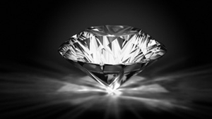 Un hot, care a inghitit un diamant, a fost inchis de politie intr-o celula fara toaleta