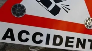 S-a rasturnat cu masina! Gravida in patru luni, o creatoare de moda a fost implicata intr-un accident