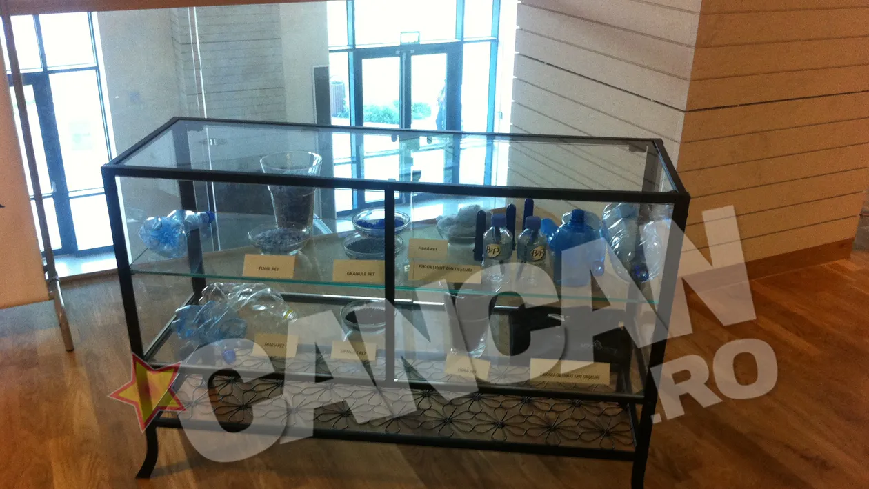 S-a deschis Muzeul Deşerilor, singurul din Europa! Vezi cu cât se vinde o tonă de pet-uri!