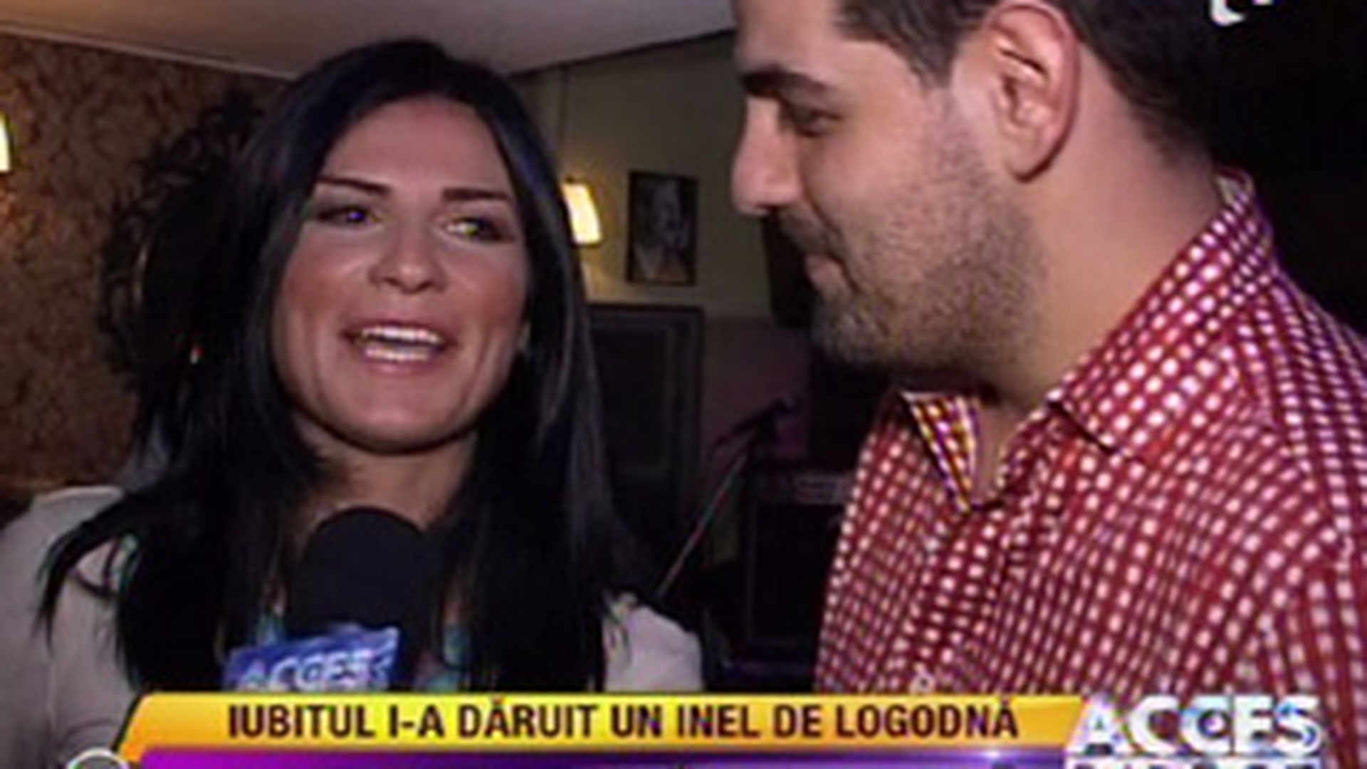 VIDEO Uite cum arata inelul de logodna al lui Ellie White! "Este aur alb, cu 21 de diamante" - Afla cat a costat bijuteria!