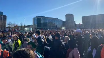 Protest anti-mască în Germania. Mii de persoane au ieșit în stradă.  A fost nevoie de intervenția autorităților