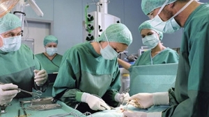 Ce a pățit o învățătoare din Craiova după ce a fost operată. L-a văzut în salon pe unul dintre foștii săi elevi, iar apoi... Nimeni nu s-ar fi așteptat la așa ceva