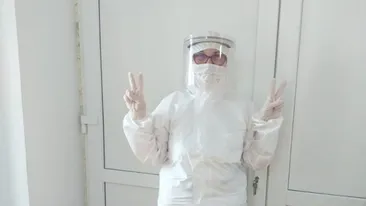 Primul medic din ”Spitalul morții” care s-a vindecat de COVID-19 revine la muncă: ”Îndemn pacienții să facă la fel!”