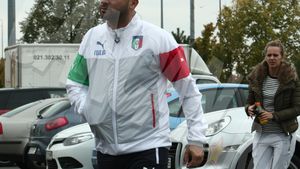 Andrei Ştefănescu, colecţionarul de treninguri! Artistul se pregăteşte să devină tată în echipament sportiv