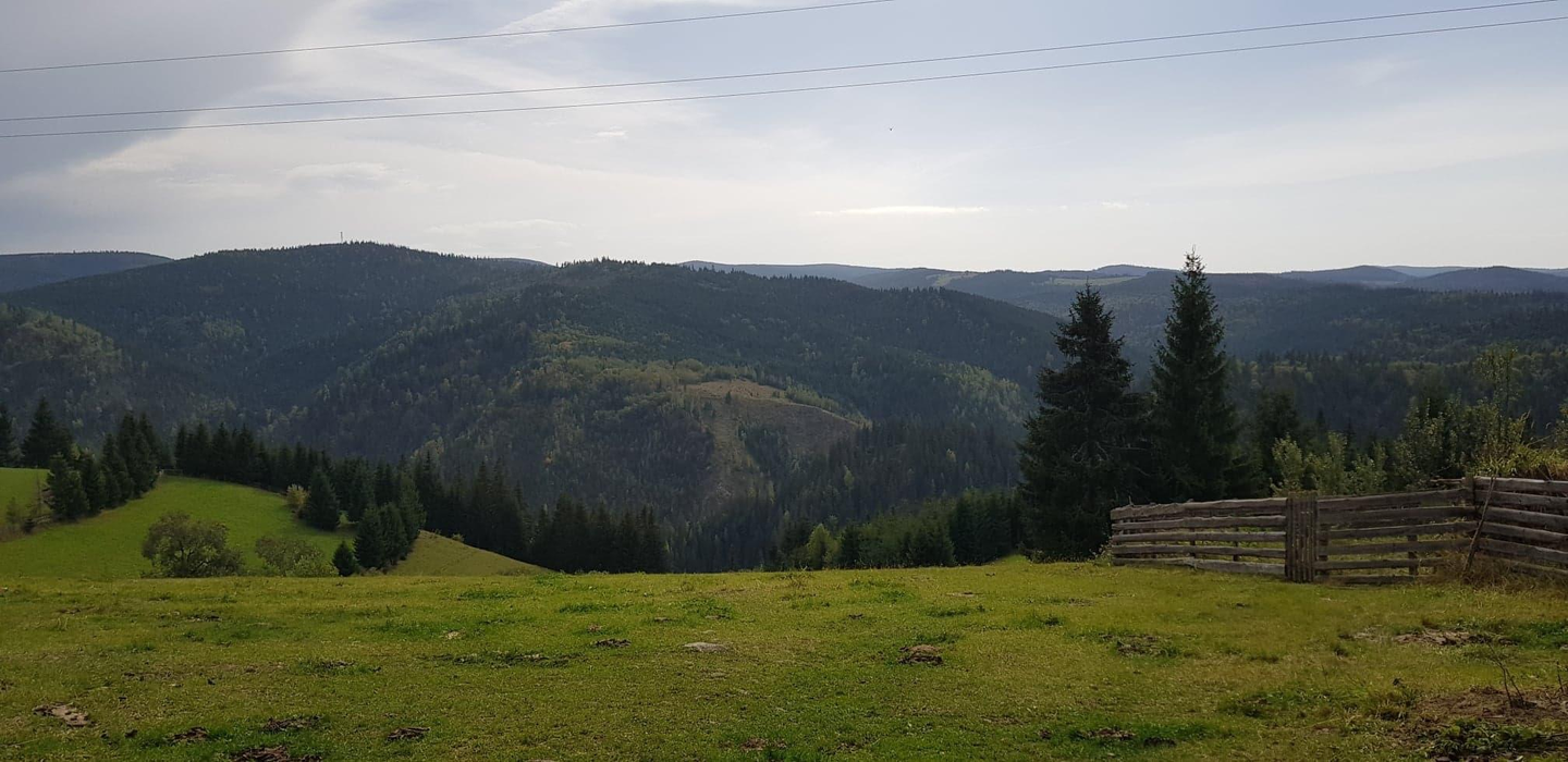 Ai auzit de satul Măguri? Este localitatea aflată la cea mai înaltă altitudine din România şi arată mirific
