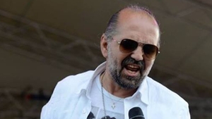 Aparitie dezastru a lui Daniel Iordachioaie! Cum a putut sa se prezinte cantaretul la un eveniment de gala