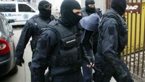 Dealer prins că lua coletul cu droguri de la curierat. Bărbatul primise pachetul din Spania
