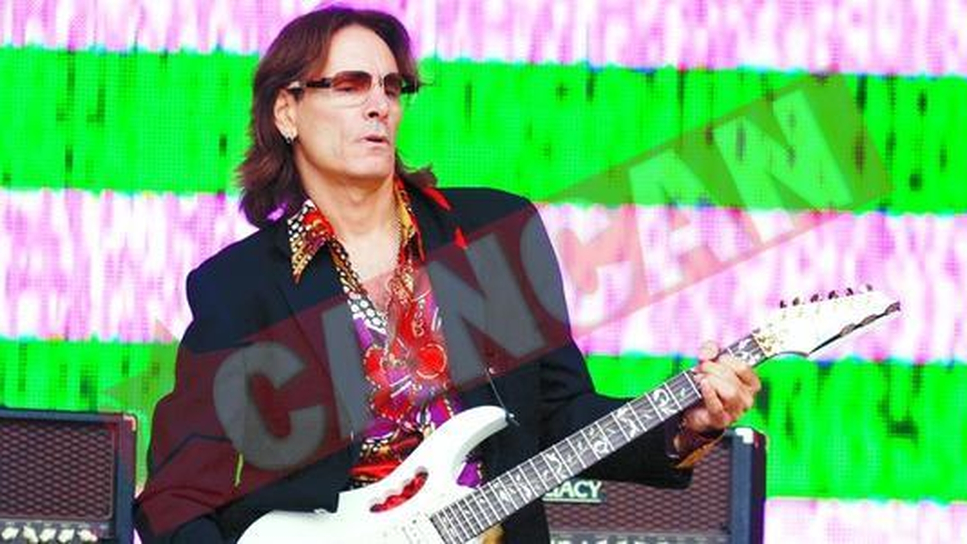 Steve Vai a aterizat la o nunta
