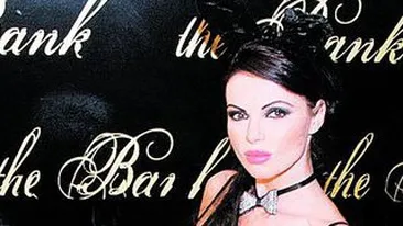 VIDEO Ramona Lazuran, tradusa cu o blonda la ceas de seara