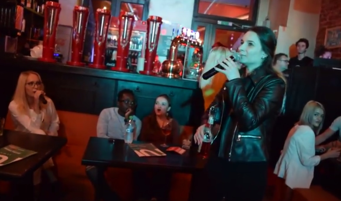 Cum se pregătește croitoreasa de la “Românii au talent” pentru semifinala sezonului 9! Ana Maria Pantaze a ținut să se afle chiar de la ea