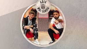 Răsturnare de situaţie! Emi şi Cuza au câştigat Asia Express? Cum s-ar fi dat de gol