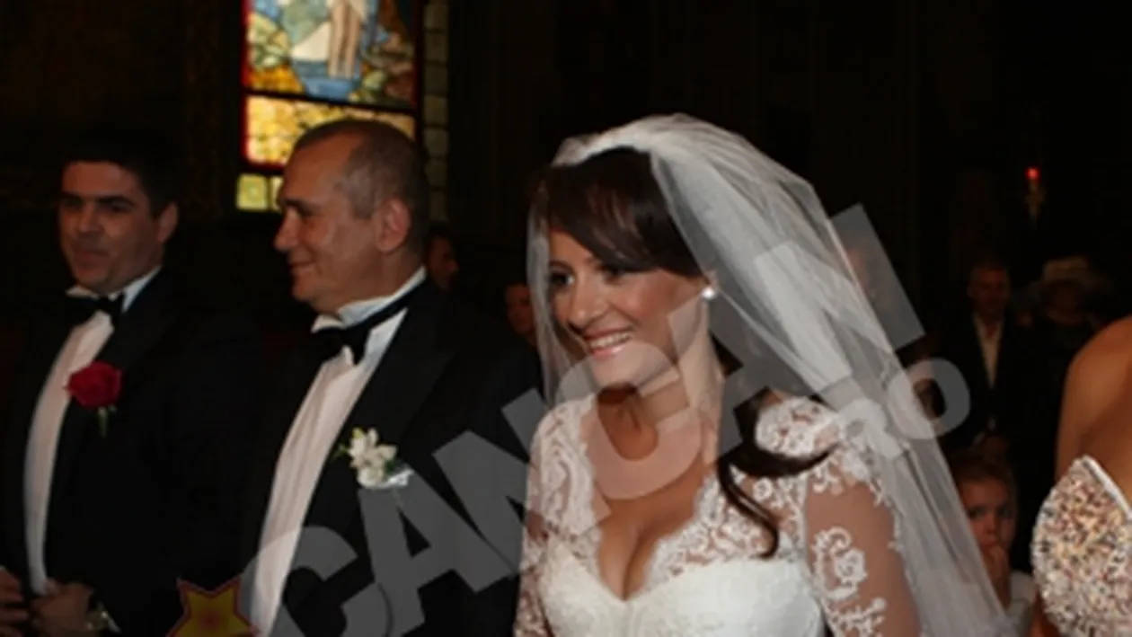 Carmen Trandafir a facut nunta traditionala!