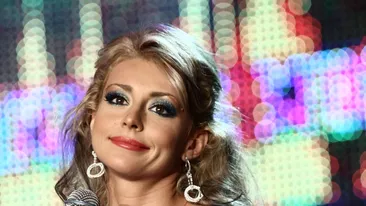 Alexandra Velniciuc, parasita de mama la 3 ani: Vierme, din cauza ta am plecat din tara. De atunci, a mai vazut-o doar o data!