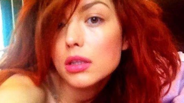 Elena Gheorghe a venit la un eveniment cu un decolteu ravasitor! Catalin Botezatu a ramas fara cuvinte cand a vazut-o