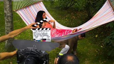 Vedetă TV, găsită moartă în casă! Autoritățile au făcut descoperirea șocantă când au venit să o execute silit