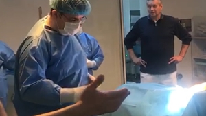 VIDEO INCREDIBIL. Scandal între medici, în sala de operație, cu bolnavul pe masă, la Spitalul Județean Craiova